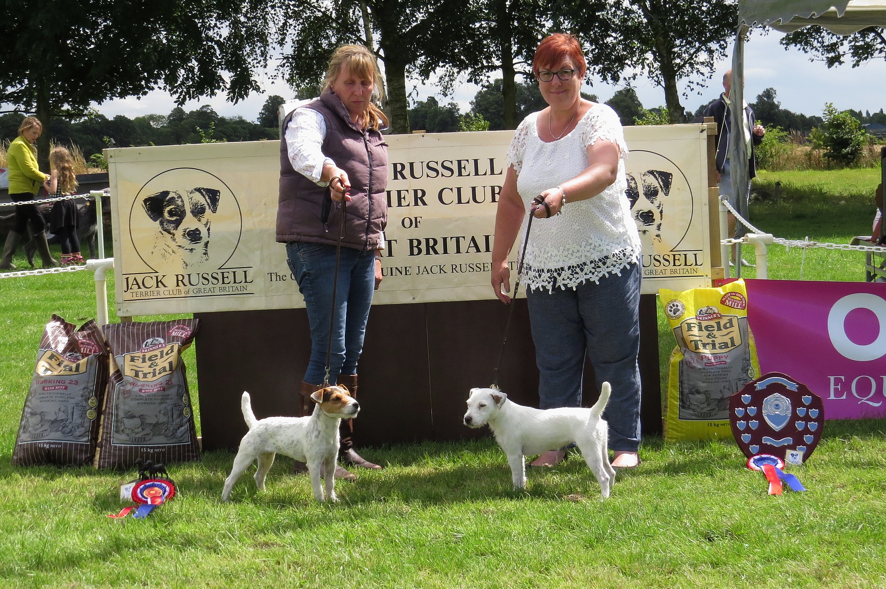 Class 17Champion Pup, Jess of Rushill, M &amp; E Hulme. Reserve Champion Pup, Nicklyn Cassie, L &amp; N Hooper. 